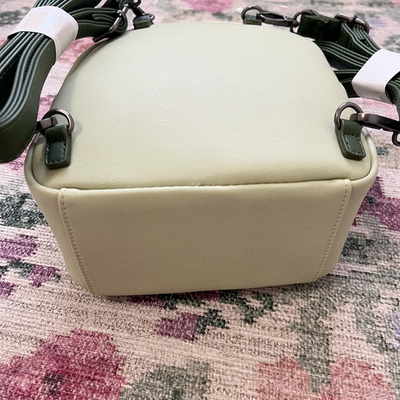 NWT Loungefly Star Wars Endor Convertible Mini Backpack - Picture 10 of 11